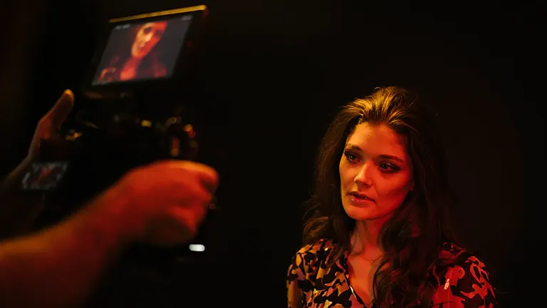 Retro-Look Videoshooting mit Tessa Groitl im WRAPUP Studio UPSPACE